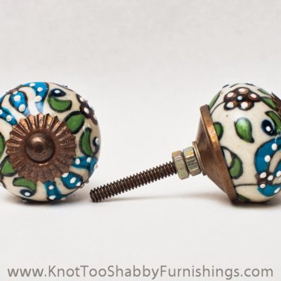 2 Cool Colors Flower Knobs