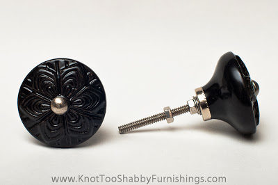 2 Black Wheel Flower knobs