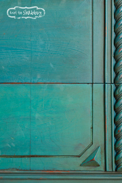 Peacock Blue by @knot too shabby: a custom Chalk Paint® color of 50% Napoleonic Blue and 50% Florence with a Florence wash and Dark Wax #blue #green #teal #turquoise