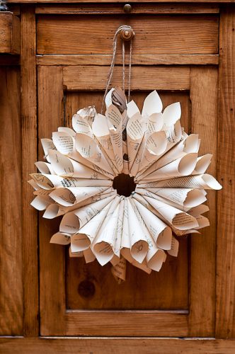 Paper Wreath Workshop & Holiday Home Tour