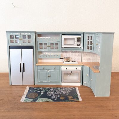 Dollhouse Kitchen-Complete Set Painted