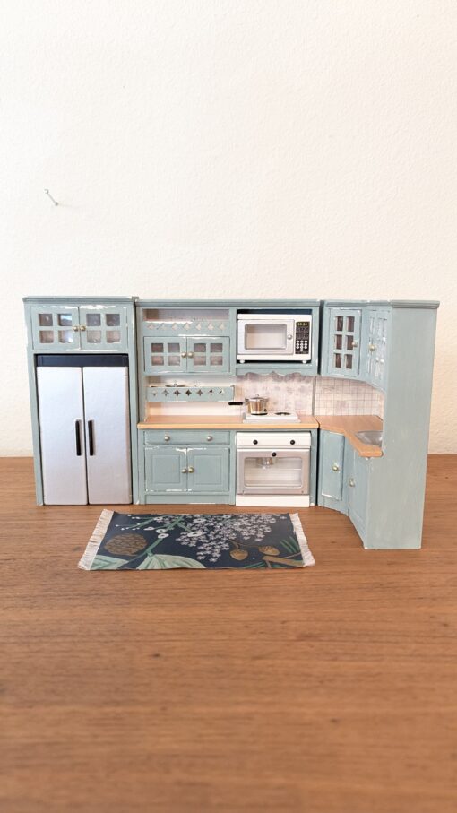 Dollhouse Kitchen-Complete Set Painted