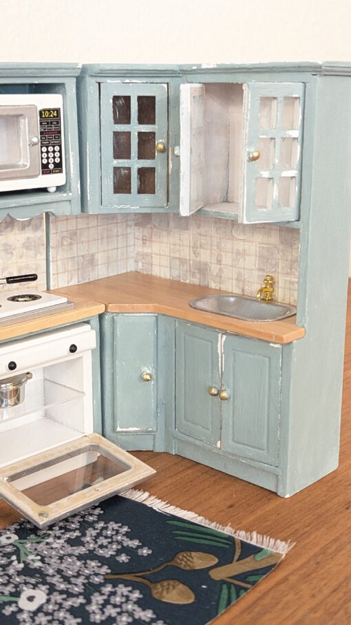 Dollhouse Kitchen-Complete Set Painted - Image 6